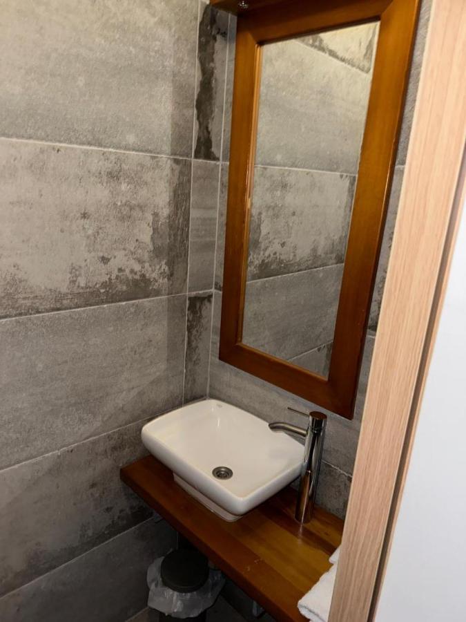 Apartments Prizreni מראה חיצוני תמונה
