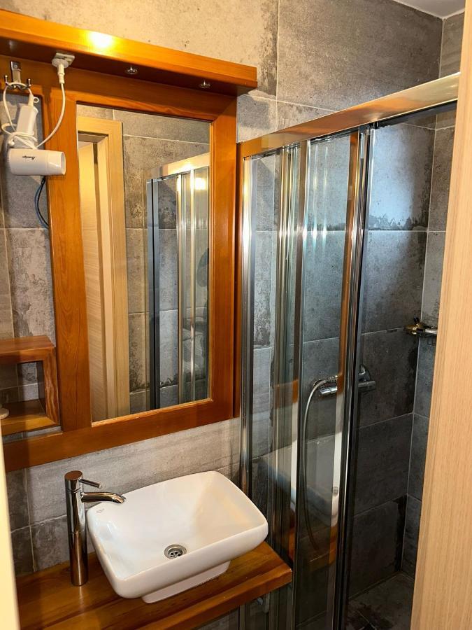 Apartments Prizreni מראה חיצוני תמונה