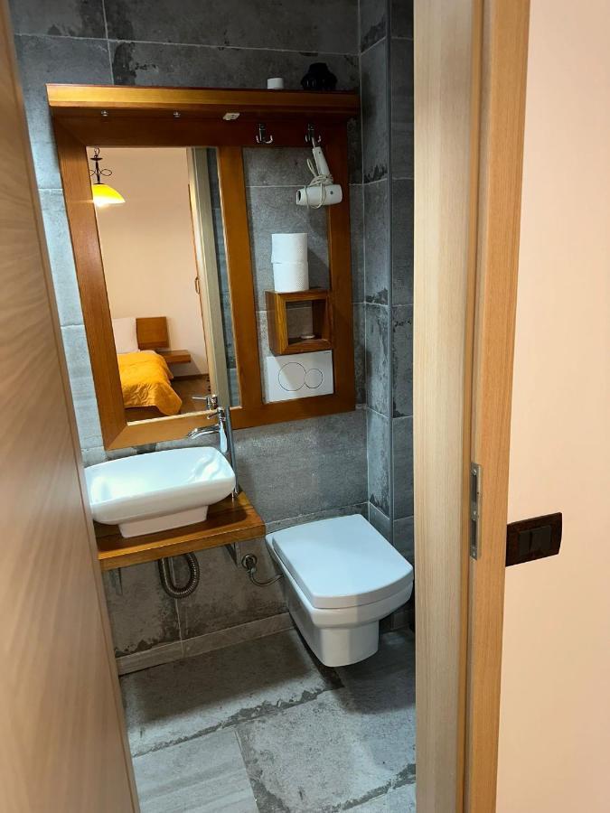 Apartments Prizreni מראה חיצוני תמונה