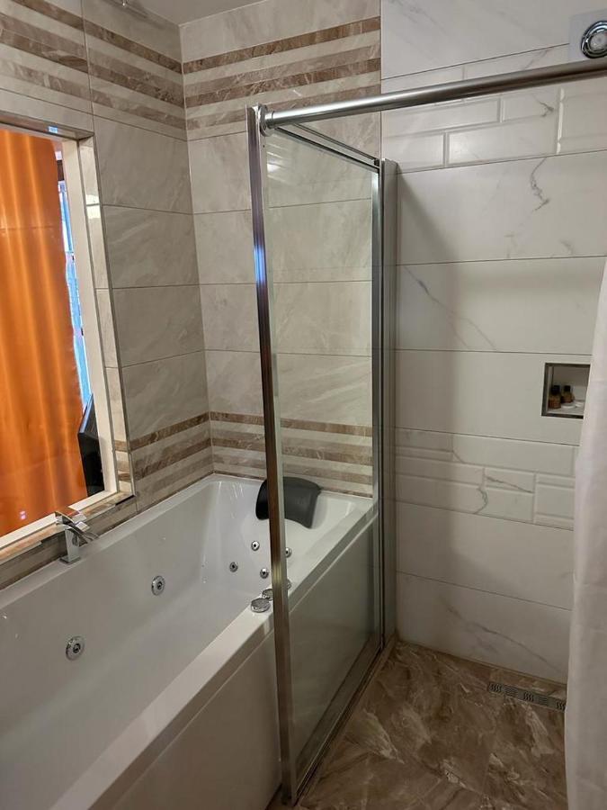 Apartments Prizreni מראה חיצוני תמונה